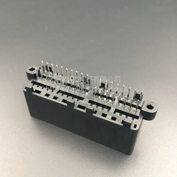 国产AMP 汽车连接器 175977-2 DJ7362-1.2-10A 36PIN直插 PCB