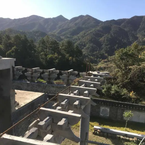 牌坊斗拱安装厂家-水泥斗拱设计图片