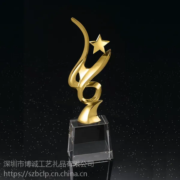 ����ǽ������� ���ｱ����������Ƕ�����������ǿ�ģ