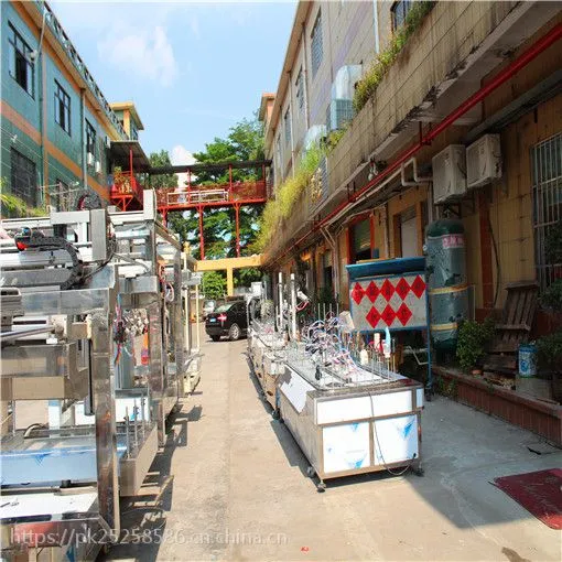 佛山顺德木门喷涂机厂家 鹏鲲定制可24小时连续生产的木门喷涂机厂家