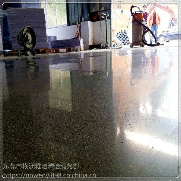 东莞市常平镇水泥地翻新——常平镇厂房旧水泥地翻新