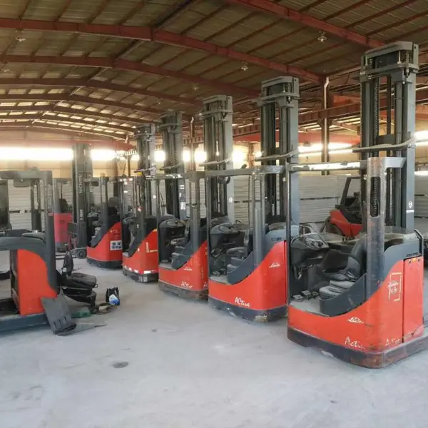 电瓶叉车回收 林德丰田二手进口电瓶叉车回收