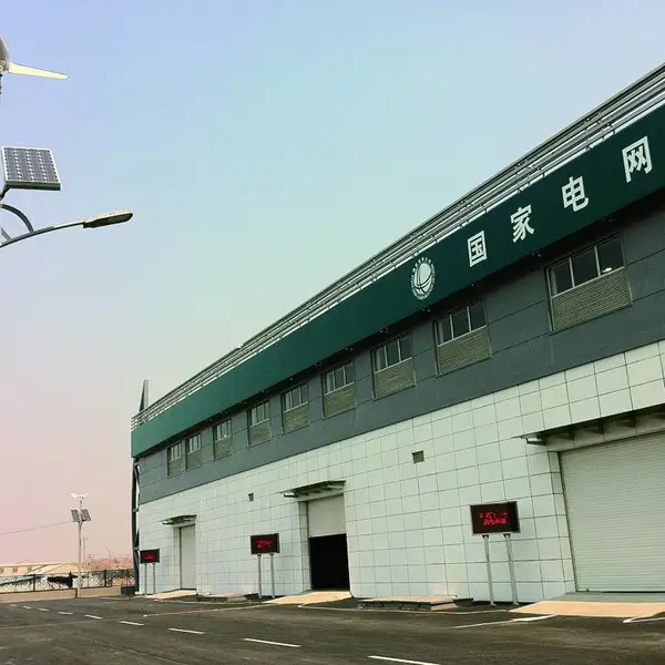 明光恒辉北京太阳能路灯定制 4-8米路灯批发30-60WLED路灯