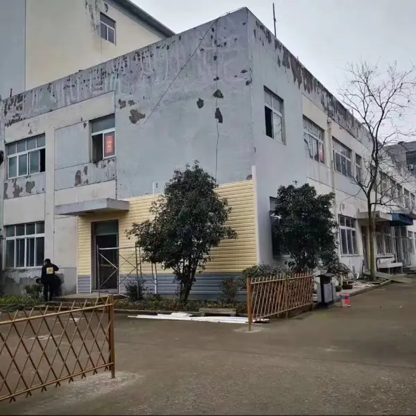 宜 宾外墙挂板防水防潮耐腐蚀 是老房子翻新的***材料