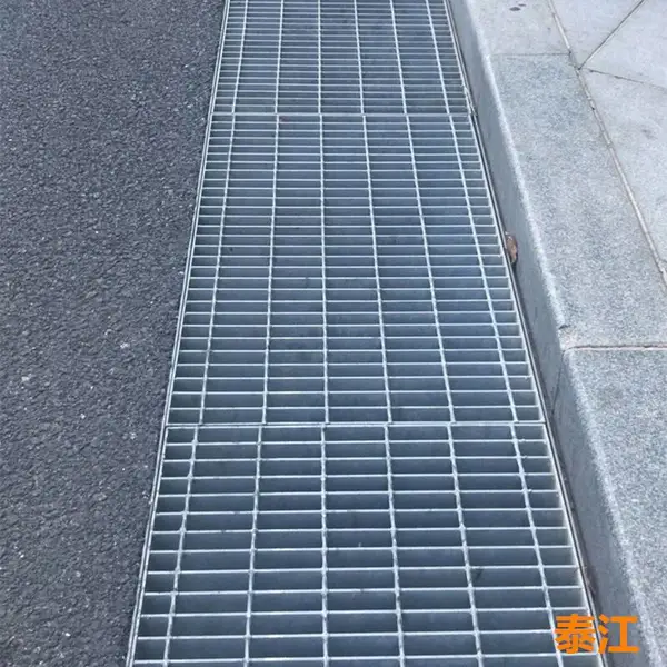 江苏无锡热镀锌钢格板-钢格板(又称钢格栅板)的重量和面积核算 泰江