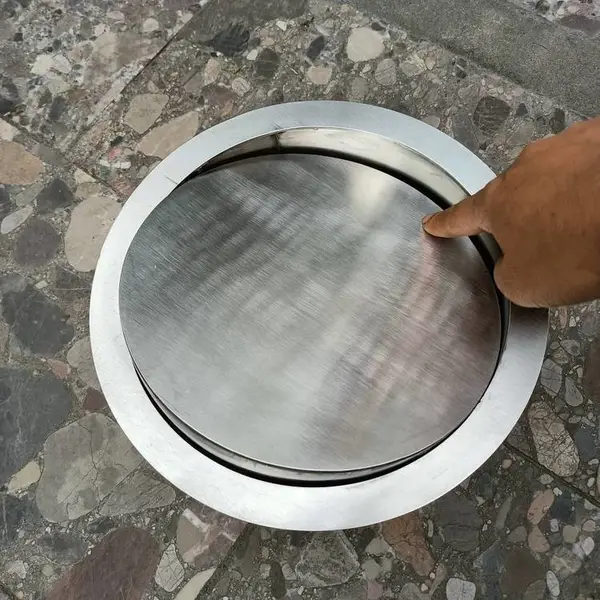 304不锈钢大圆盖子工程装修垃圾桶旋转摇摆翻盖内径20cm外径24cm