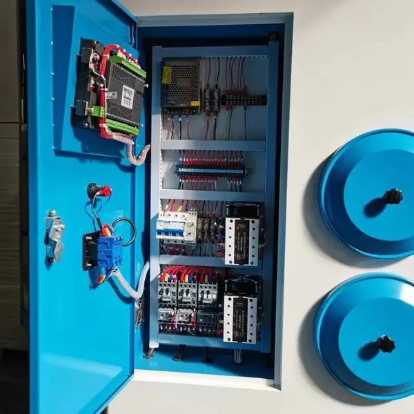 �״�߷��Ӿۺ���䳲ʽ����һ���ʪ����� �����Ϻ�ɻ�