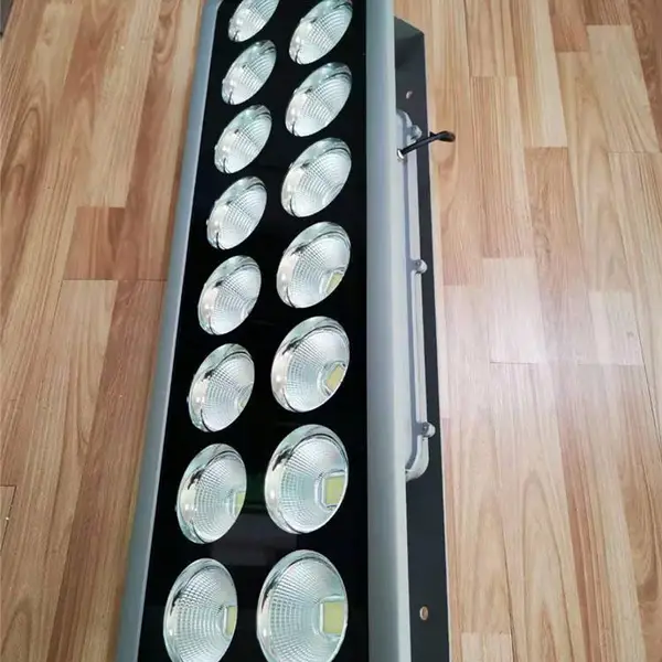 芯鹏达800w700W600W500W大功率防水投光灯球场广告招牌投射灯