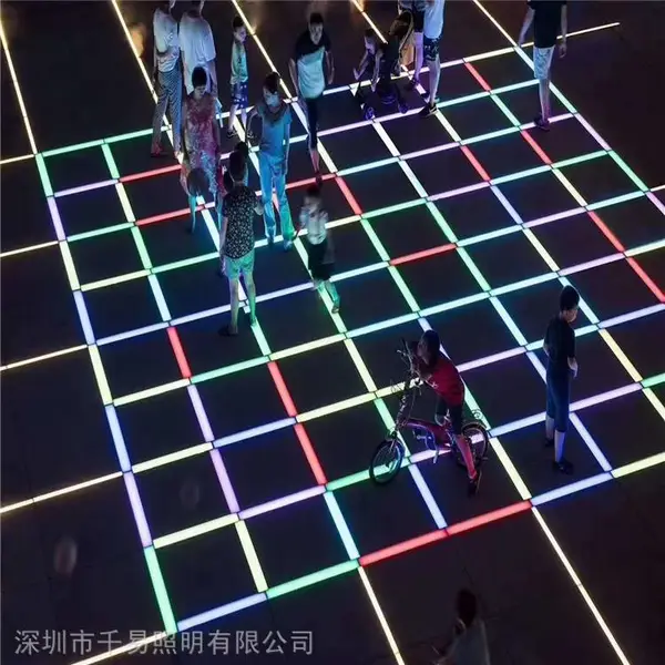室外发光线条 景观条形灯 发光埋地灯 地面线性灯