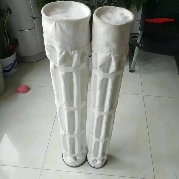 创思环保生产的除尘布袋,涤纶针刺毡、常温覆膜克重500g/m133*2米