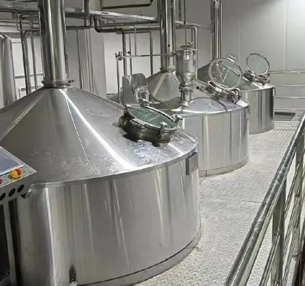 沈阳大型酒厂精酿啤酒设备生产厂家 日产5吨啤酒设备糖化设备