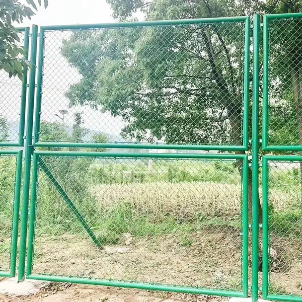 篮球场体育场护栏 组装式围网 便于运输 表面喷塑 多种颜色