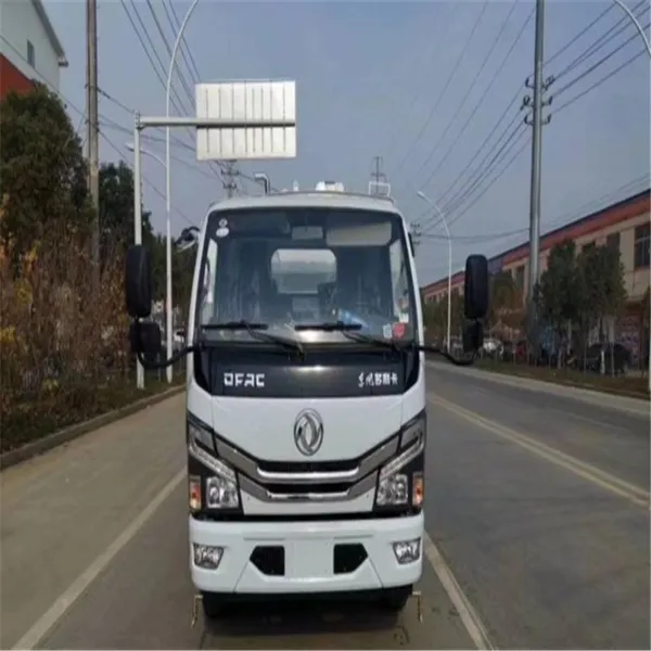 国六洗扫车_小多利卡道路洗扫车_5方最小洗扫车报价