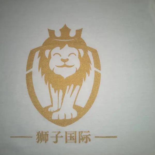 深圳服装定制，衣服印字印花，T恤印logo刺绣