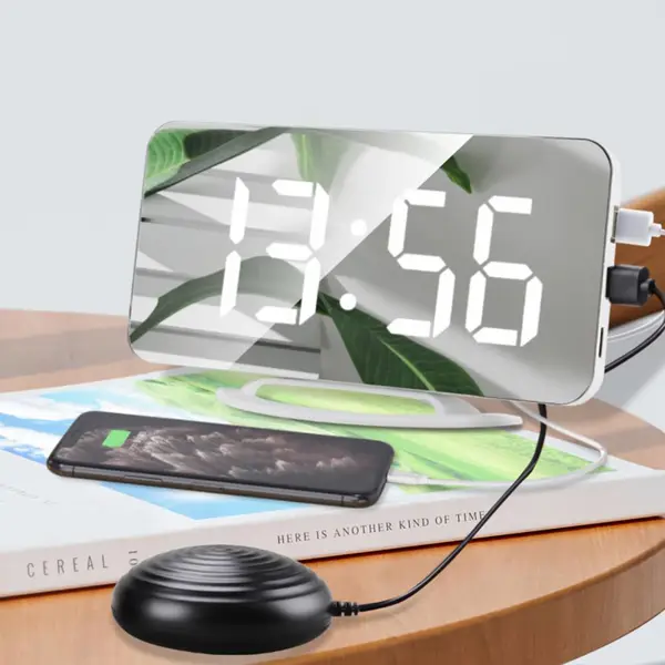 �羳��ƷLED������ �����Ӵ�USB��� �๦�ܵ��Ӿ�������ʱ��