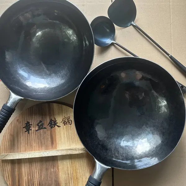 章丘炒锅价钱章丘镜面铁锅厂家无涂层古法铁锅价格