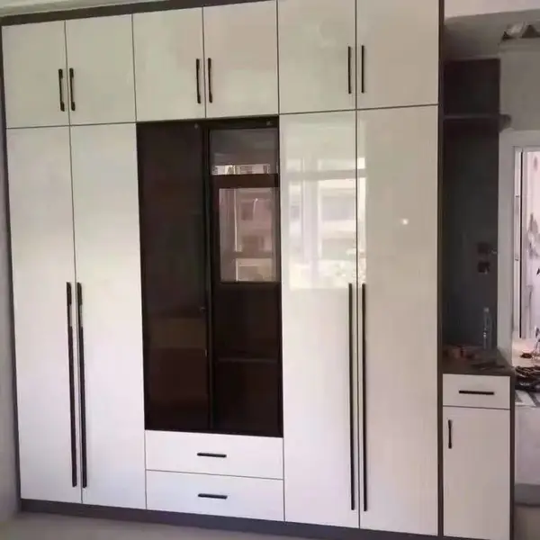 品味家居全屋定制实木衣柜橱柜门 简约现代整体步入式衣帽间极简玻璃门 生产厂家