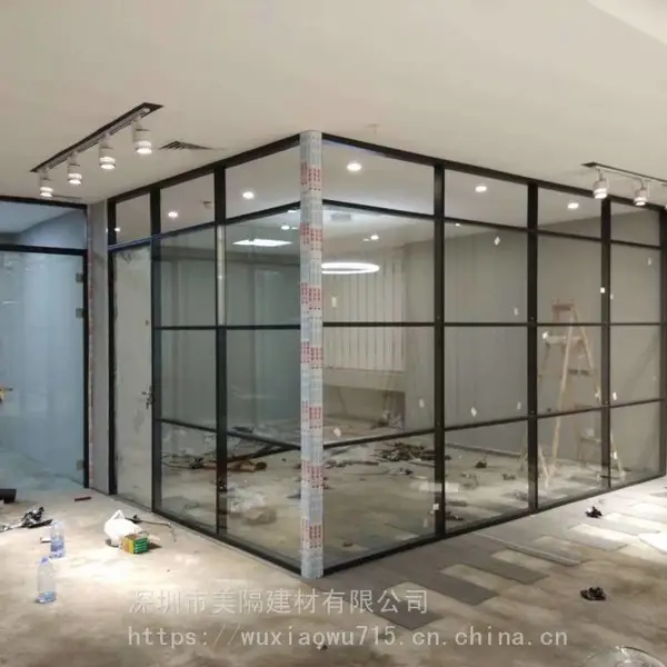 成品隔断_办公隔断_办公室玻璃加百叶帘高隔断供应商