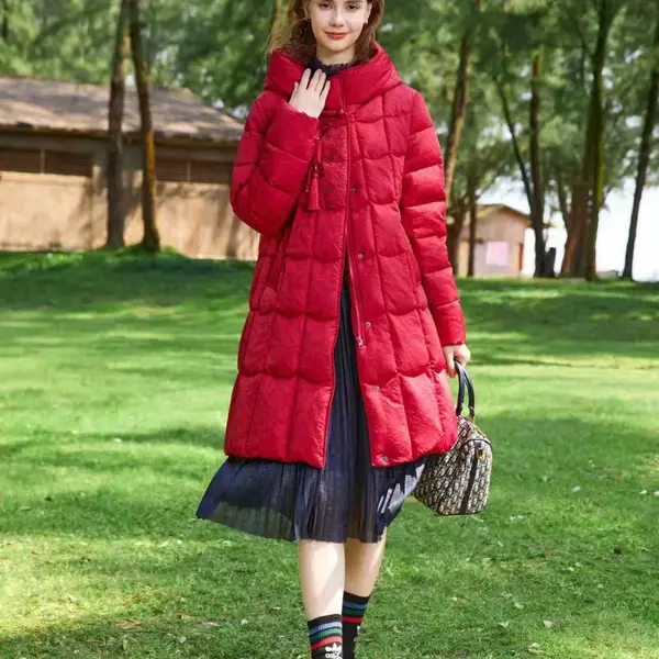 宝莱国际90白鸭绒长款气质羽绒服女冬季修身显瘦外套