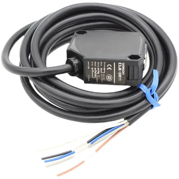 E3JK-TR11 TR11-L TR11-D 2M E3JK-TR12 TR12-L TR12-D 2 M传感器