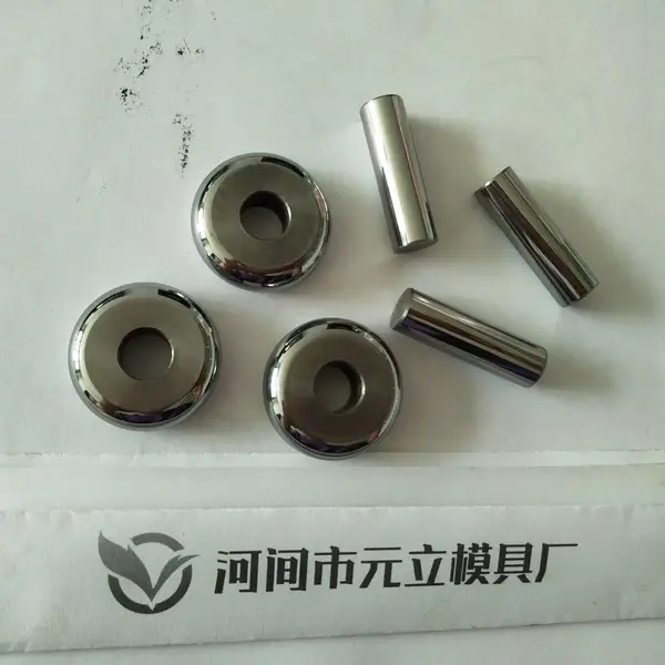 标准件模具 螺丝模具 冷镦机合金切刀 纸管弯头模具 图片