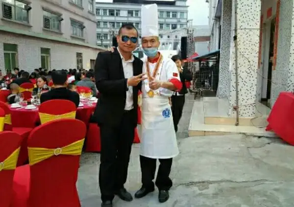 团建烤全羊配送上门生日宴