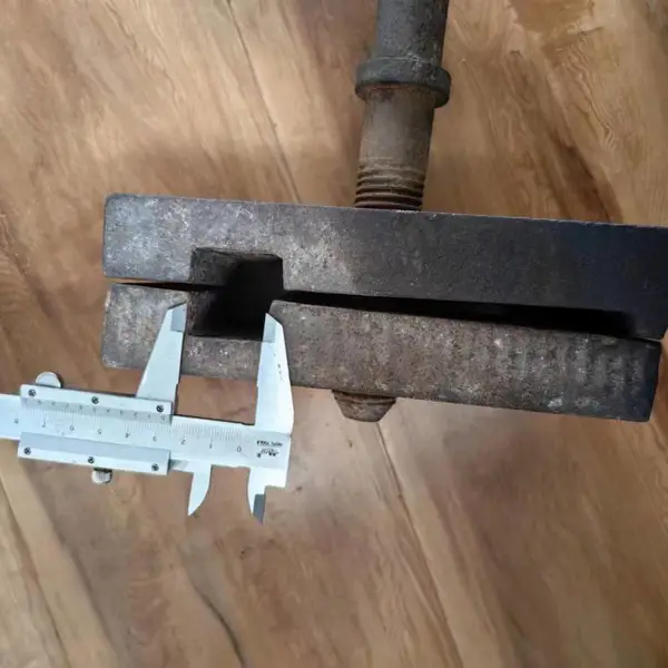 ��·Ԥ��� Q235̼�� ϳ�� �ֹ�̶��� �����ȶ� ���칤�վ�տ ��Ӧ