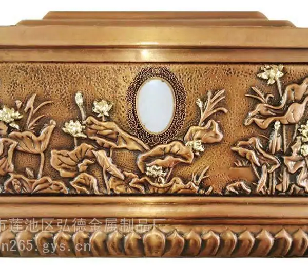厂家供应纯铜骨灰盒(金棺)纯手工雕刻而成、系列1607-YZ