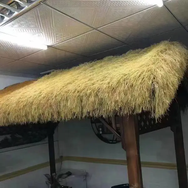 供应人造茅草 万立森假稻草屋顶户外遮阳茅草伞