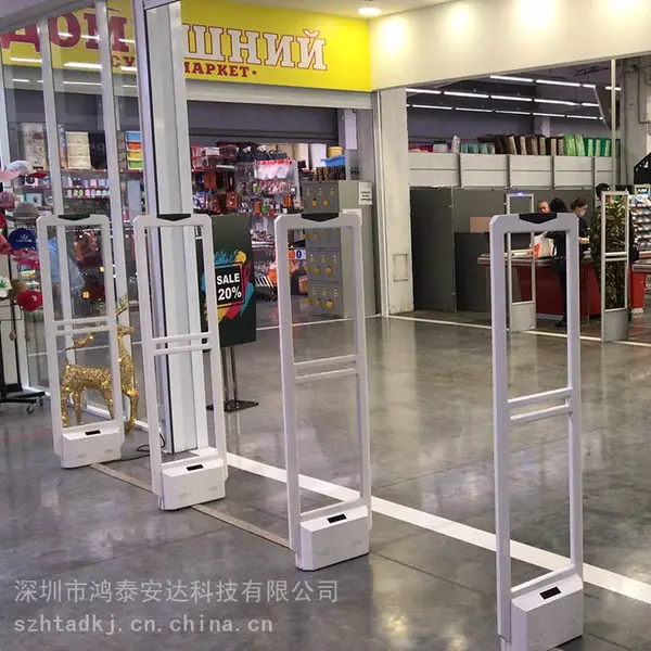 服装店衣服频繁被偷怎么办?鸿泰安服装防盗解决方案来了