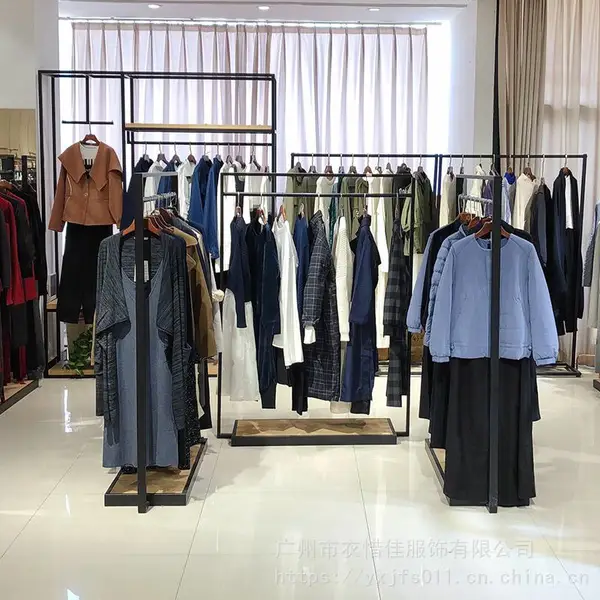 深圳品牌【衣全球】2020秋冬款 品牌折扣女装 ***库存尾货***批发