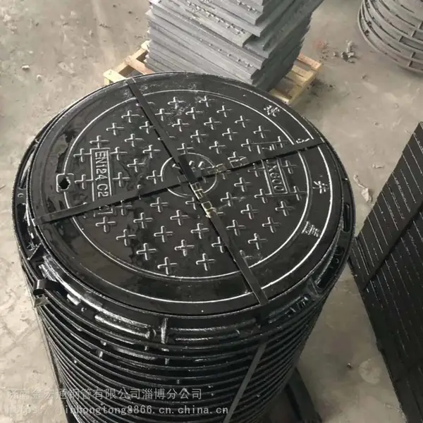 רҵ����������ī�������ǣ�ѧУ��У�������й㳡�������ع�����