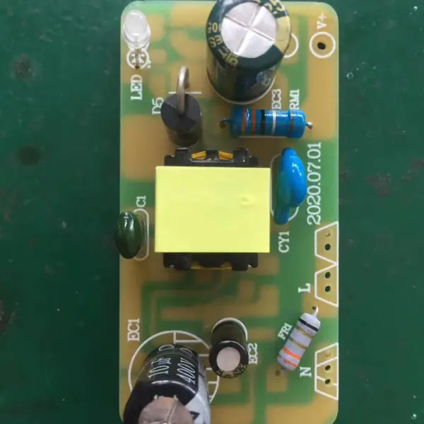 ZS2921SN ZSpoweric立元微原边反馈内置高压MOS管恒流恒压PWM电源管理芯片