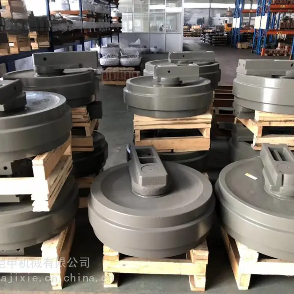 CAT E375 卡特大吨位挖掘机引导轮 岩石臂底盘导向轮工厂直销673公斤/个