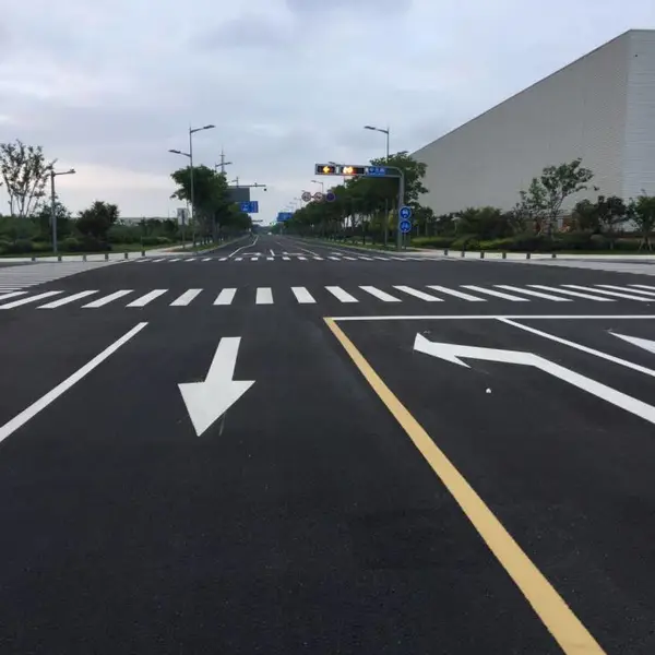 南京道路划线,南京停车场划线,停车位划线,南京达尊交通工程公司