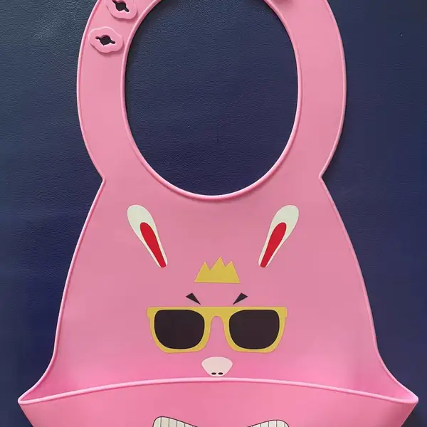 硅胶口水兜