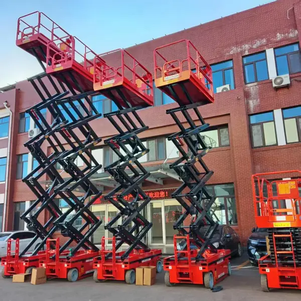 自行走剪叉式高空作业升降平台车8米高空升降小型电动液压升降机