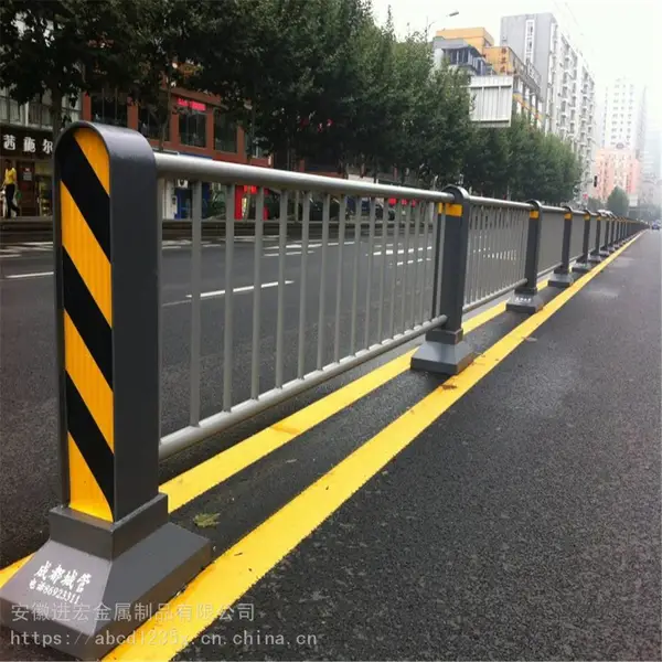 ��·��ͨ��ʩ��ȫ���뾩ʽ����Χ�����й�·��·п�ַ�ײ������
