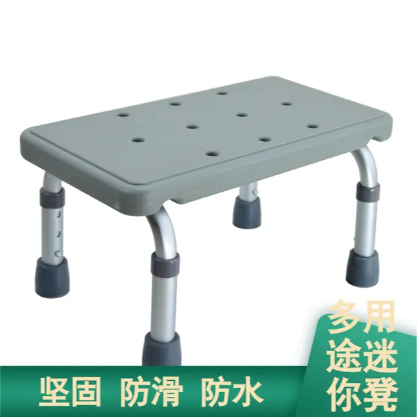 ��Ӧ����ԡ��ϴ�µ� ���Ͻ�PE�п�ע�ܹ��׶๦�ܵ�