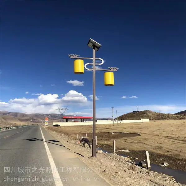 甘孜太阳能路灯 道孚特色路灯杆 定制藏式风格灯杆