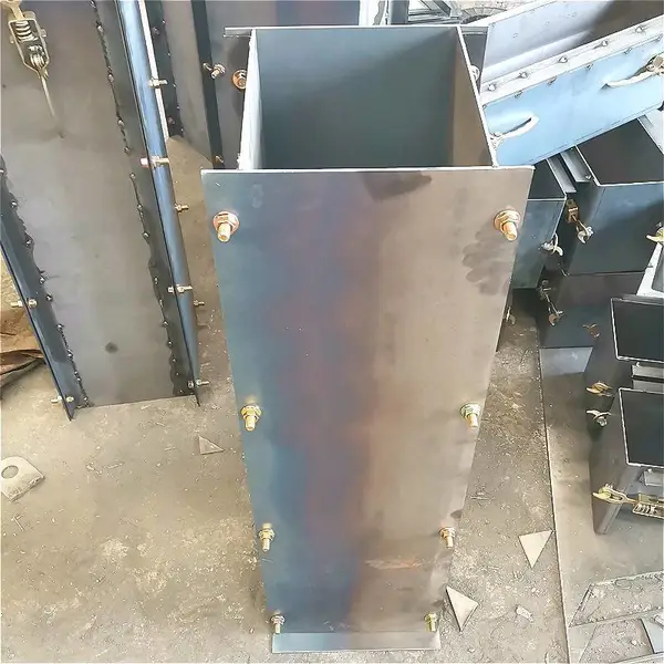 标志桩模具高速公路水泥混凝土标志桩标志柱钢模具 元然模具