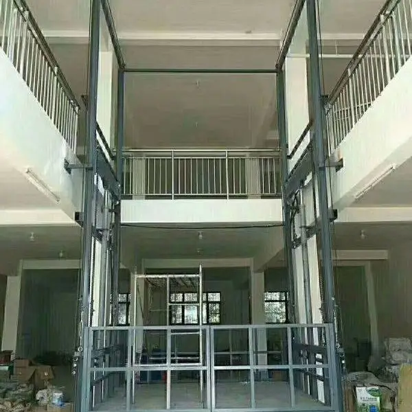 家用货梯江苏厂房简易货梯 启运齐齐哈尔市电动卷帘门货物提升机可定制
