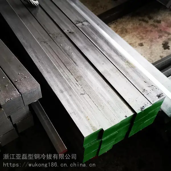 ���� �۸� �������θ�