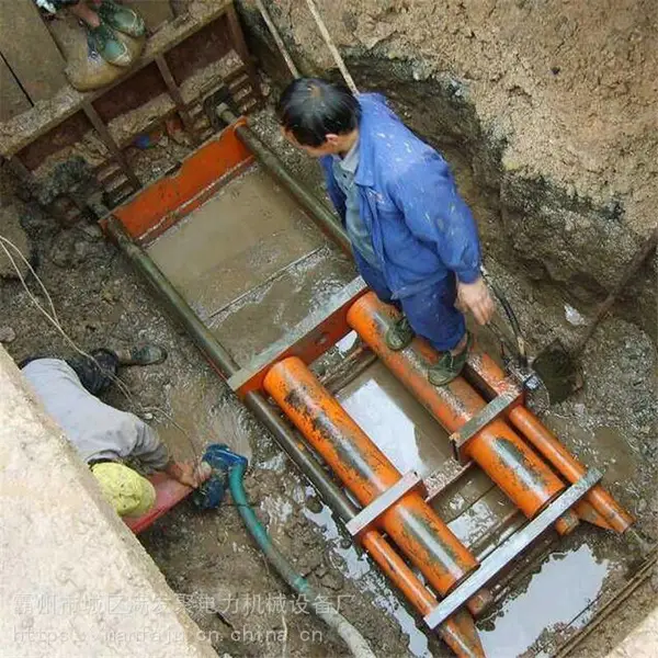 自来水入户钻孔机 地下管道横向打眼机 电力管过路铺管机 满发聚