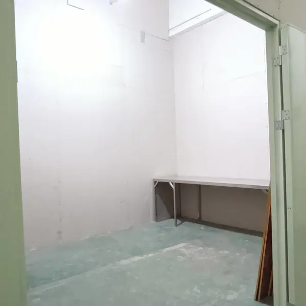 科技园北区小仓库租赁 餐饮厨具美容院家具设备物料长短期存放
