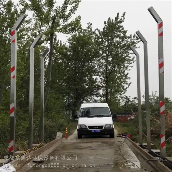 成都养猪场车辆喷雾消毒通道 汽车消毒门一站式服务