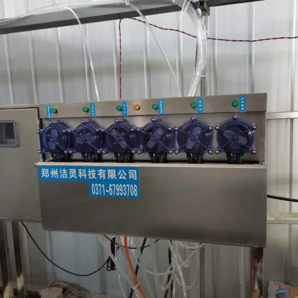 洗衣厂一拖四六八液体化料洗涤剂分配器自动供给系统