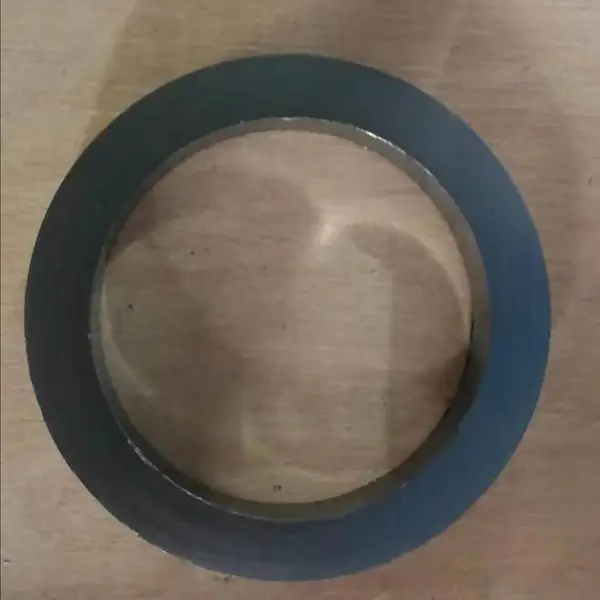 �͸��¸�ѹ����ʯī���ϻ����·����ܷ�ʯī�����ص㼰��;