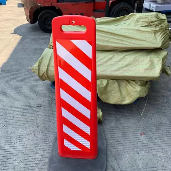 加重耐磨路口阻车耐压导流反光交通警示板导流板交通挡车器障碍物
