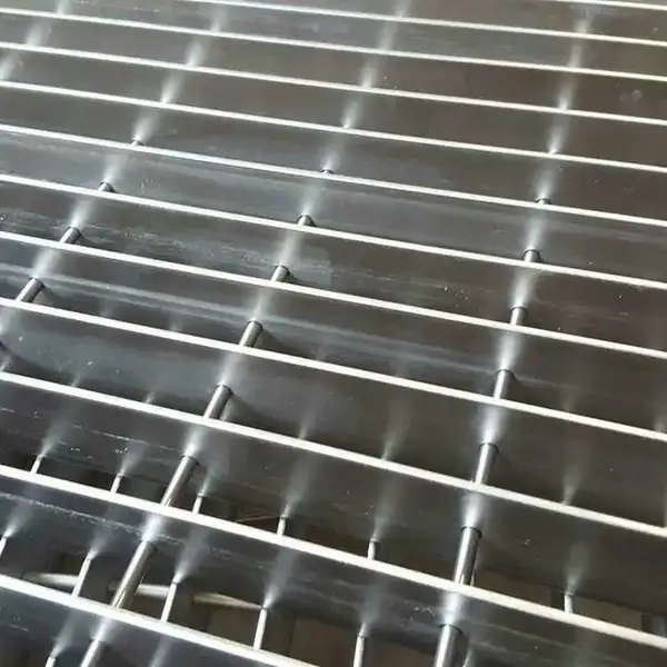 ϴ���������� ��������ι��� �糧�ȶ�п�ָ�� ƽ̨¥��̤����
